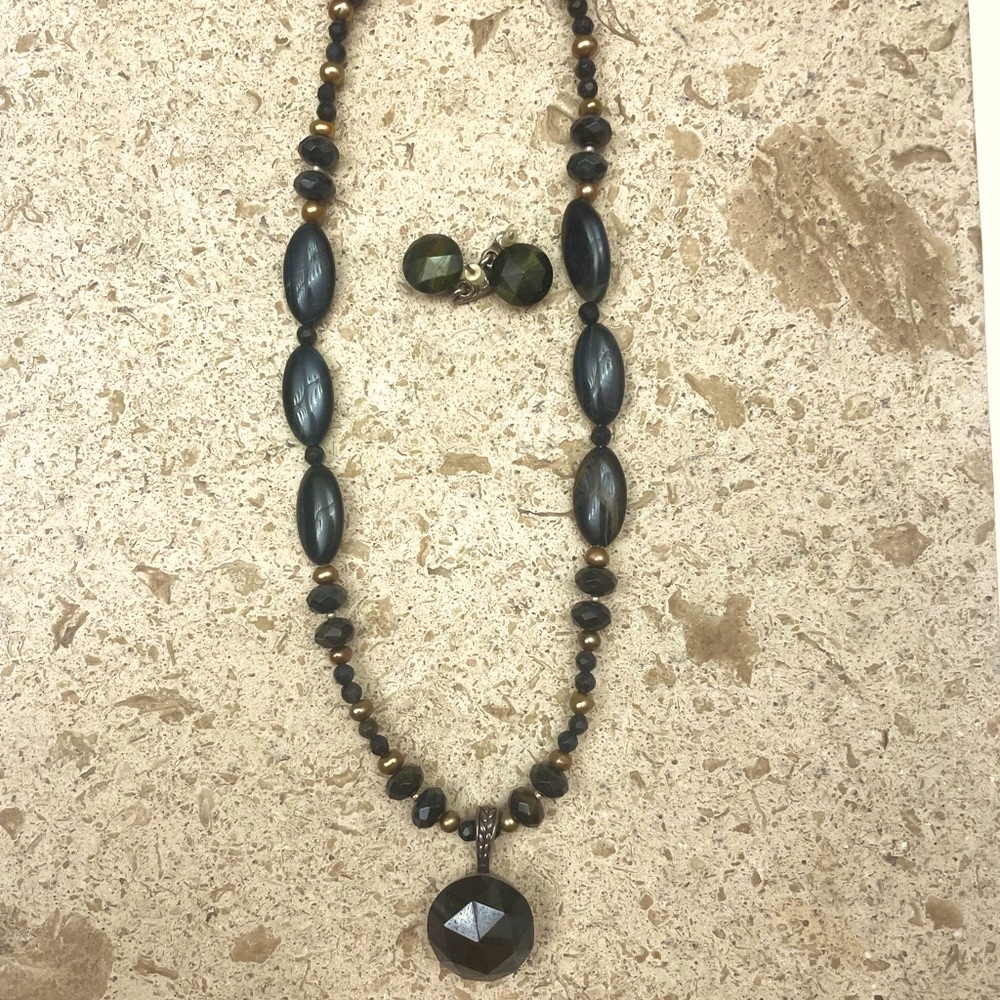 Barse 925 Thailand black and gold necklace and earrings